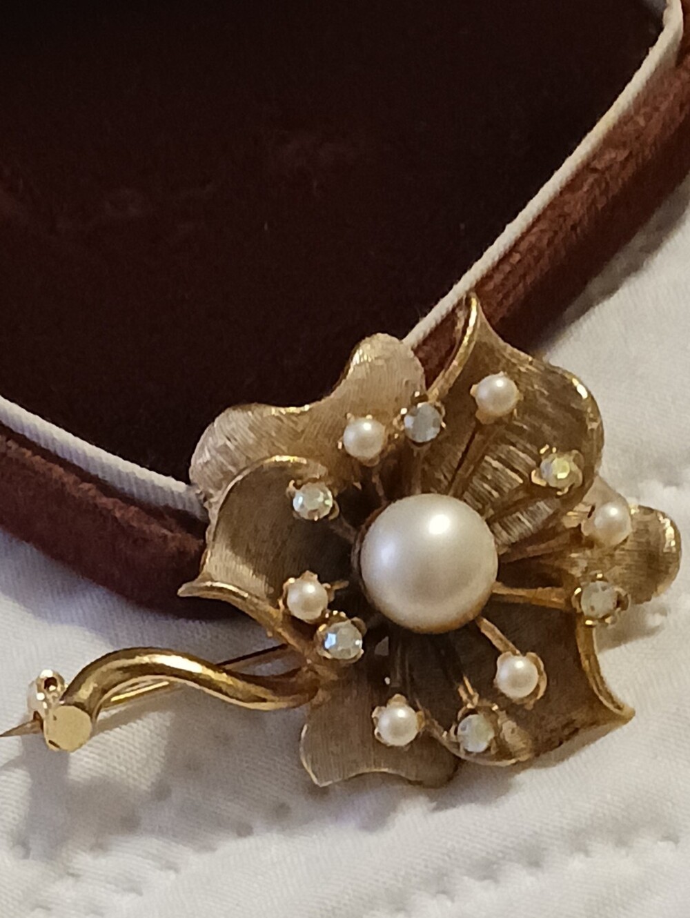 BSK Vintage Pearl Flower w/ Jewels Signed